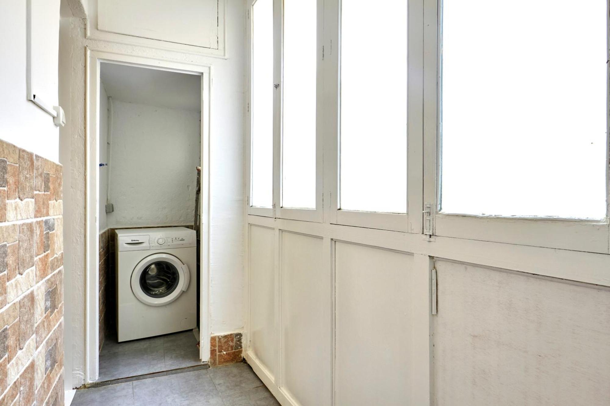 Comfortable Apartment Next To Apolo Theater Barcelona Exterior foto